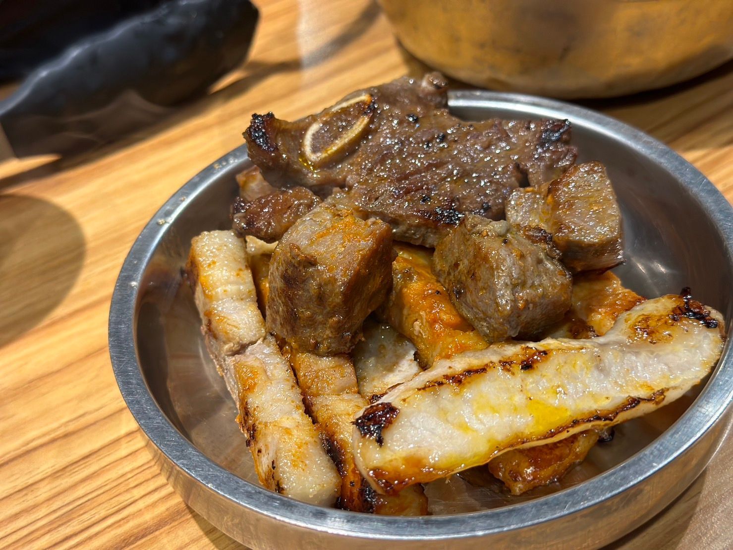 【台北】東區韓式吃到飽｜東區最爽韓式烤肉吃到飽！啾哇嘿喲 韓