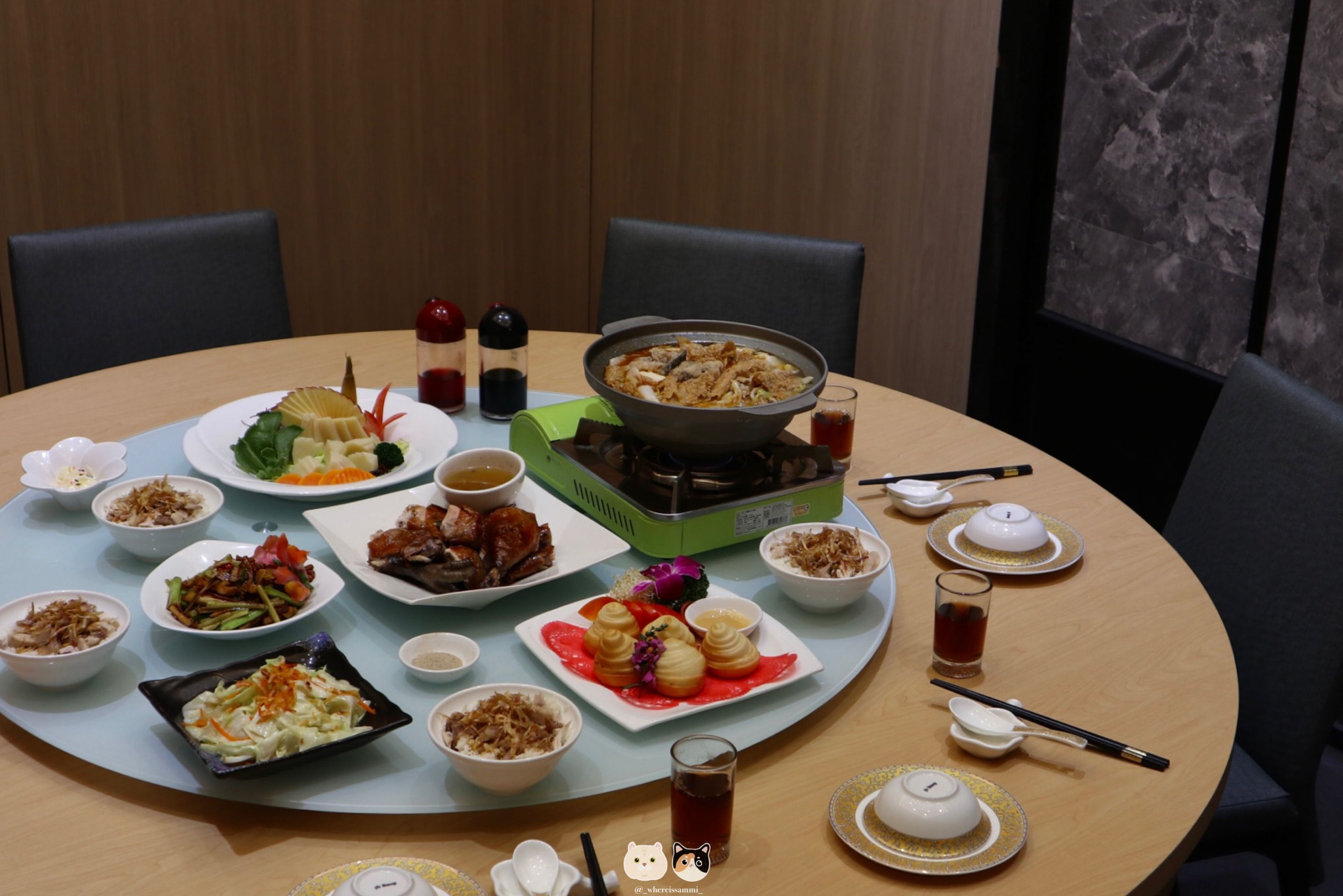 (附菜單)嘉義阿里山美食推薦|雲來窯烤雞餐廳，櫻花季旅遊的桌