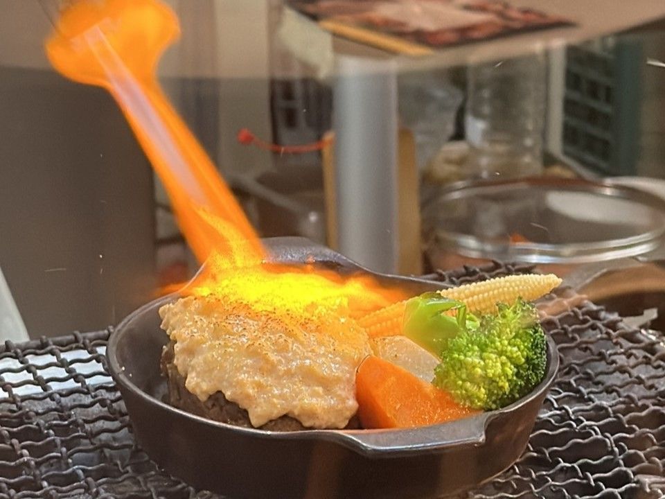 【台北】松山美食｜米與多蜜 來自日本的正宗關西炭火漢堡排 牛