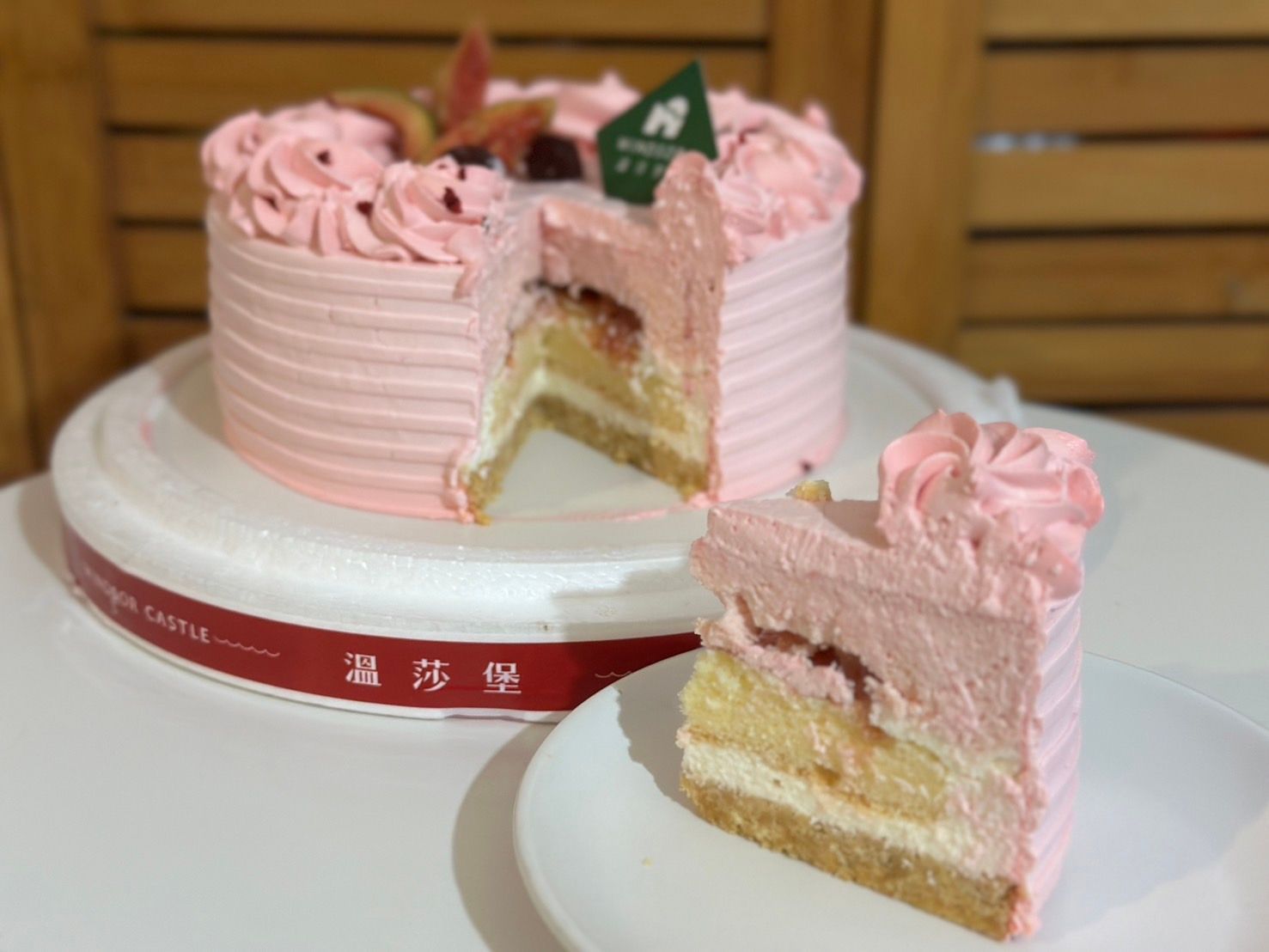 【宅配】溫莎堡母親節蛋糕推薦｜玫瑰芯情 超美粉嫩玫瑰園蛋糕 