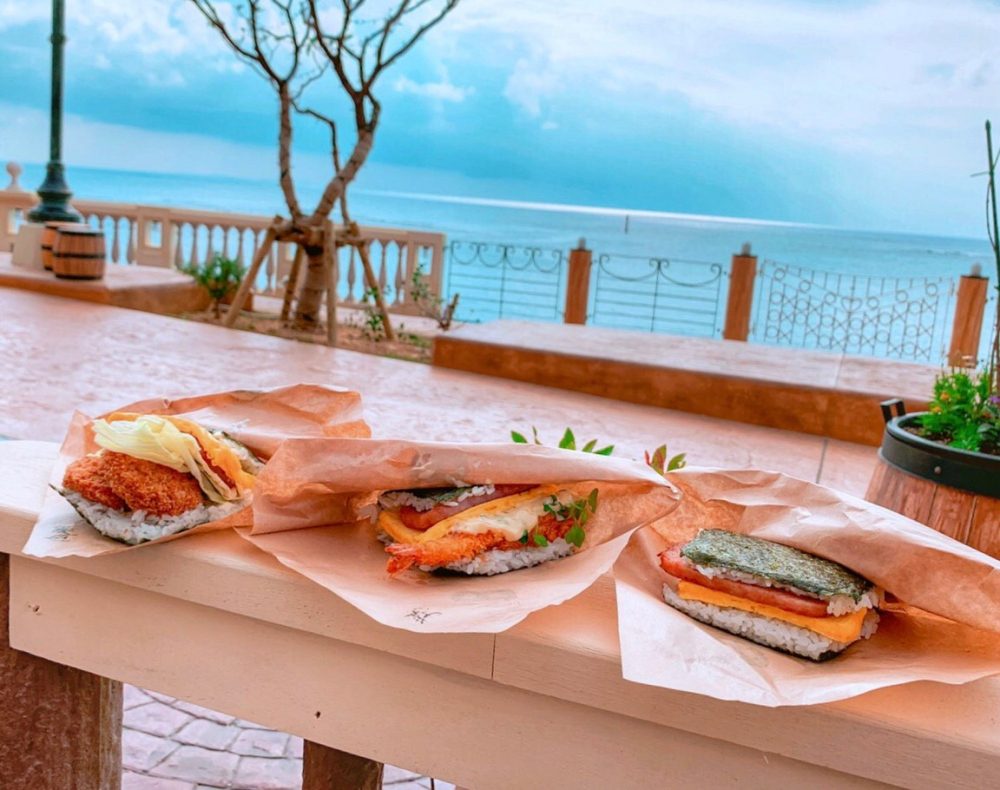 【沖繩美食特輯】無敵海景配上超夯美食，跟這份名單踩點不會錯！