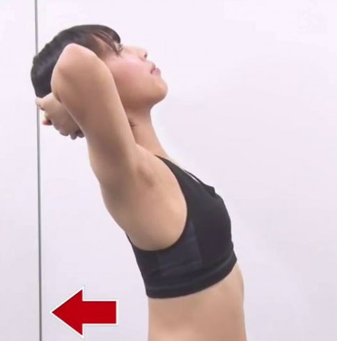 『逆向仰臥起坐』更有效？日本女生瘦小腹的秘訣，照著做2週就能看到明顯變化！