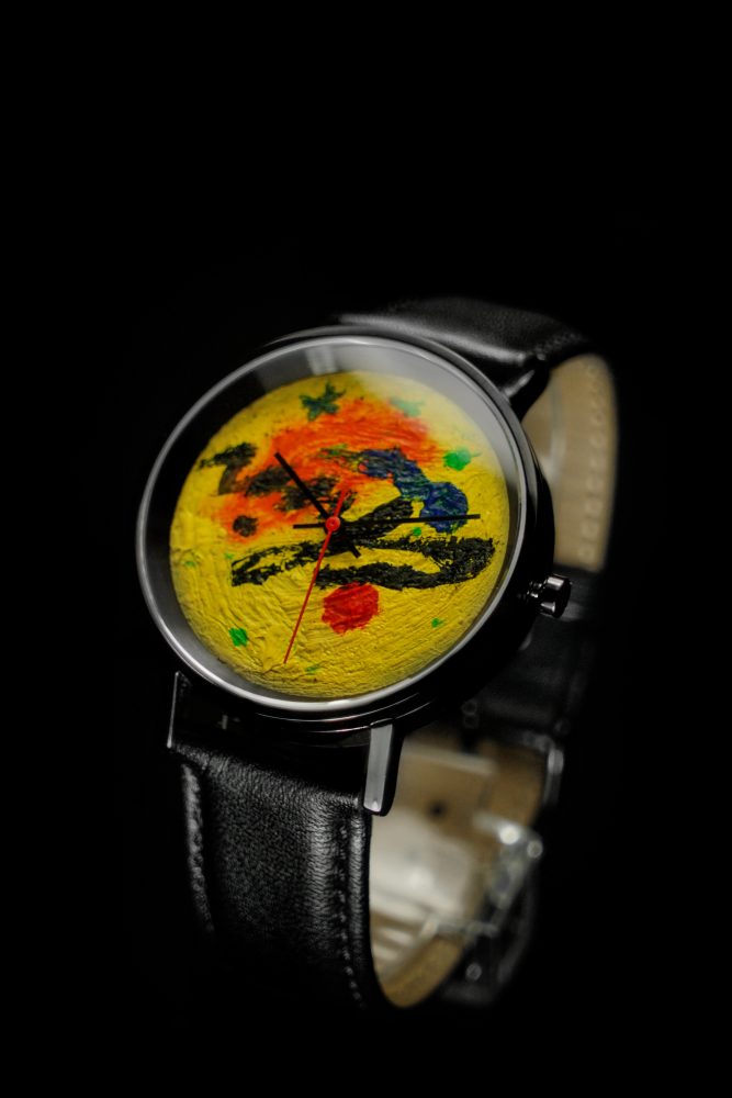 設計師手錶品牌 yunivers hsieh 攜手台灣藝術家  跨界創作「心流時光」藝術腕錶