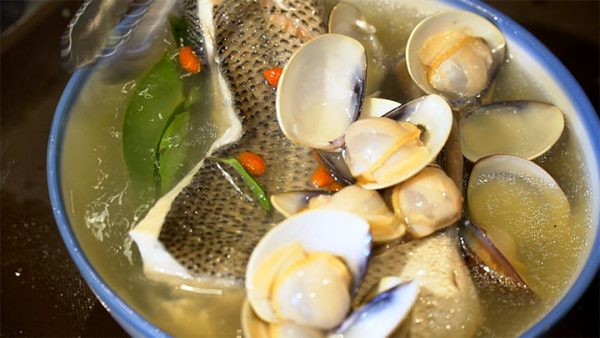 鱸魚蛤蜊湯