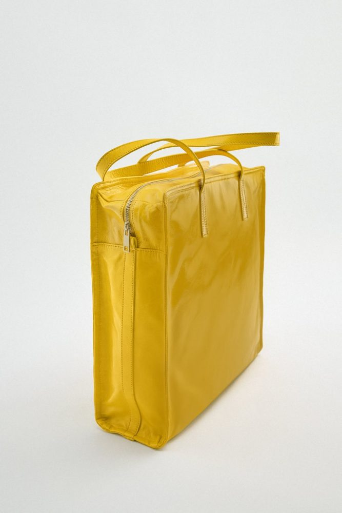 7款ZARA新品包包推薦！沒買到就LOL掉了，快來創造屬於自己的高質感！